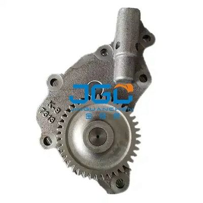 نظام التبريد PC200-5 أجزاء محرك حفارة قطع غيار مضخة الزيت 6209-51-1100
