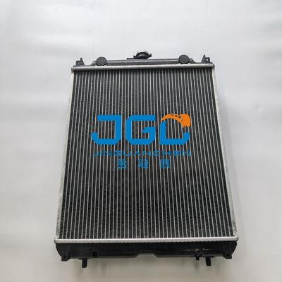 CX55B خزان المشعاع PS05P00002F1 ملحقات حفارة ملحقات نظام التبريد