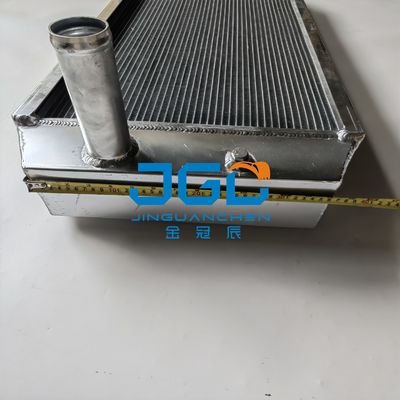 UH07-3 خزان المياه المبرد ملحقات حفارة ملحقات آلات البناء