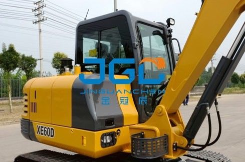 XE60D حفارة الأبواب الأمامية والخلفية والنوافذ قطع غيار الزجاج الأمامي الأيسر والأيمن