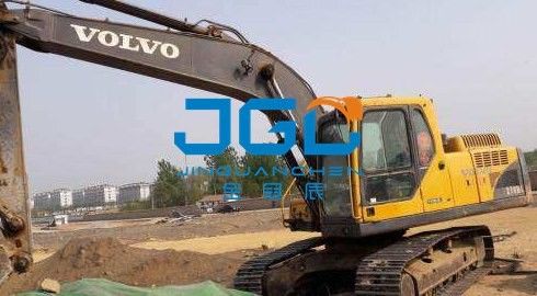 EC200 210 240 290 360 330 480BLC الحفرة أمامية و خلفية الزجاج الأمامي