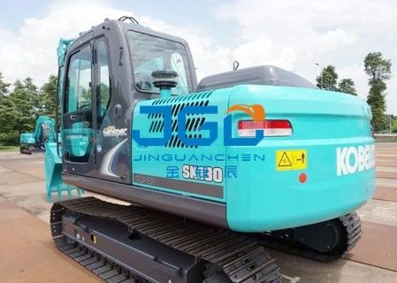 SK130-8 حفرة الباب الأمامي والخلفي ضوء السقف العلوي والسفلي الزجاج الأمامي المطلي