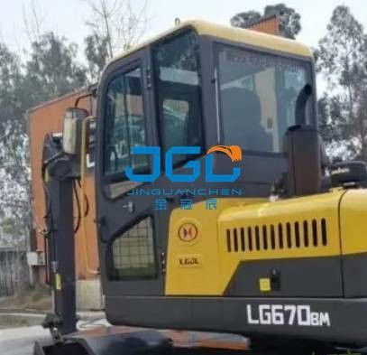 LG670BM الحفرة الأمامية والخلفية الباب النور العلوي والأسفل الذراعين الزجاج