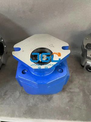 حفارة UCH0125R9469 الأجزاء الميكانيكية PC75UU-2 75UD-2 مضخة التروس