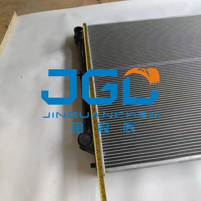 ملحقات الحفر ZAX350-1 خزان المياه مشعّل المواصفات الهندسية