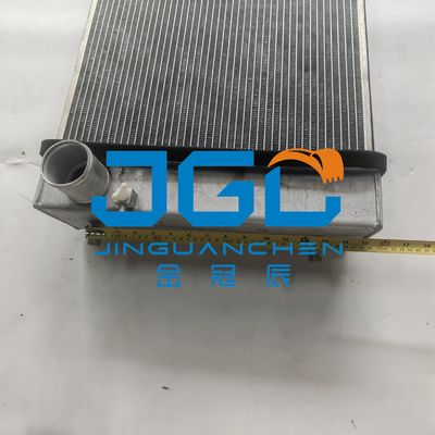 ملحقات الحفر ZAX330-3 ZAX350-3 ZAX370-3 رادياتور خزان المياه 4649913 المحرك 6HK1