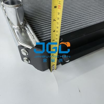 حفارة EX200-5 خزان المياه المبرد 4370980 نظام التبريد