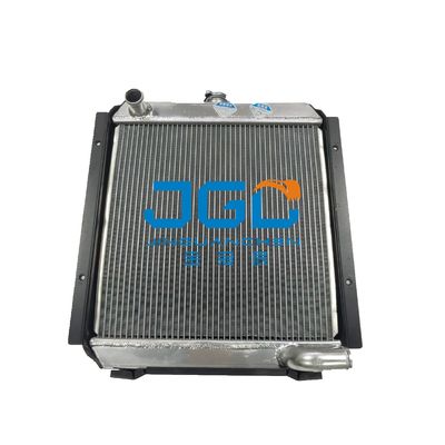 PC50UU PC40-7 خزان المياه المبرد 20T-03-71110 ملحقات حفارة