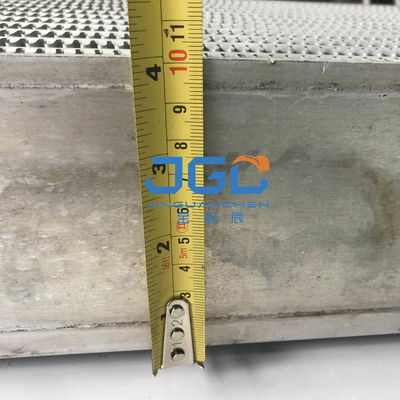 ZAX200-3 ZAX200-5G المبردة بينها هيتاشي حفرة شحن المبرد الهوائي 4650354