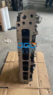 قطاعات محرك الحفر الديزل 4HK1 6hk1 رأس الاسطوانة Assy 4HK1 رأس الاسطوانة التجميع 8980083636