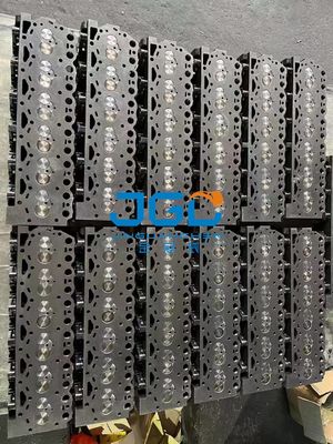 D6E تركيب رأس أسطوانة محرك الحفر 04292633 قطع غيار من شركة ثقة