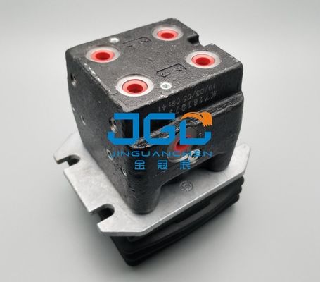 قطع غيار كابينة الحفر SK200 SK210 SK230-6E صمام القدمين صمام الطيار YN30V00106F2 YN30V00105F2