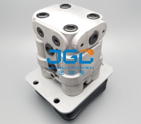 الحفرة الهيدروليكية قطع الغيار 1010302310 PVD8P5021A صمام دواسة القدم للحفرة SY135-8 SY215-8 SY235-8