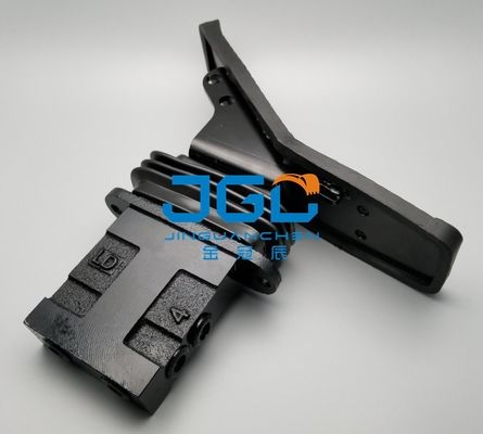 E70B E120B E200B E320B صمام دواسة القدم الهيدروليكية دواسة القدم التحكم مجموعة الفرامل صمام الطيار 206-3336