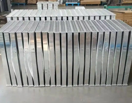 أجزاء الحفارة الحفارة رادياتور PC50 جودة جيدة لمصانع الحفارات