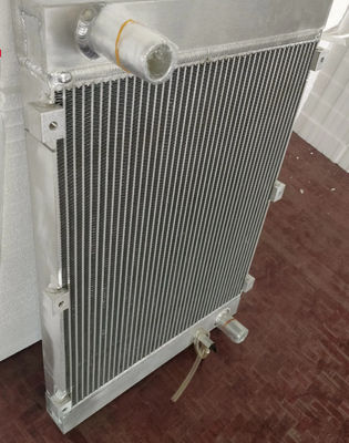 R550-3 حفرة رادياتور الماء 11M6-52430RL مواد الألومنيوم