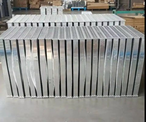 رادياتور الحفر EC360B مادة الألومنيوم المصنعة عالية الجودة