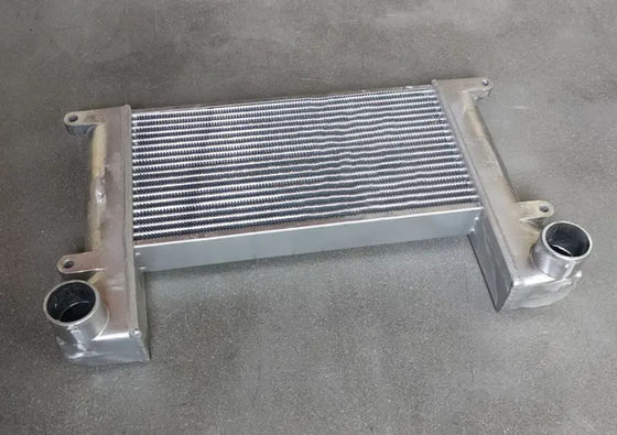 ZAX120-6 ZAX120 ZAX110 ZAX130 ZAX135 حفرة شحن مبرد الهواء المبرد