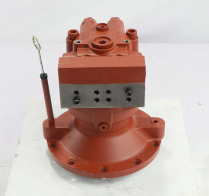 SY135 الحفرة المحرك المتحرك المتأرجح جهاز التأرجح المحرك الدوار M2X63-14T قطع الغيار الدائمة آلات البناء