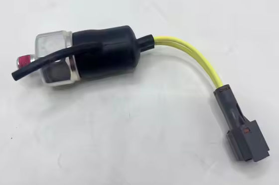 1-82410170-1 جهاز استشعار ضغط الزيت لمحرك 6HK1 ZX300 Sany 305 335 الحفر