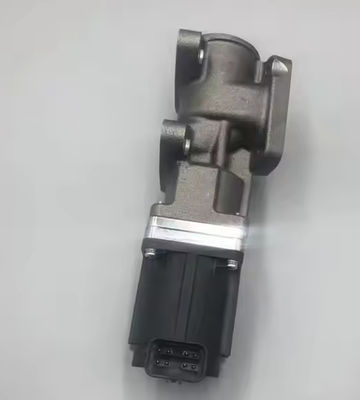 8-98238249-0 أجزاء الحفارة 4HK1 6HK1 المحرك الحفارة مضخة المياه EGR صمام 8982382490