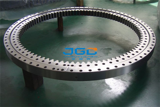 كوبلكو Sk200 Sk210 Excavator Slew Bearing Swing Cross Roller Ring YN40F00026