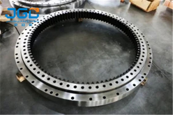 كوماتسو PC60-7 Excavator Slewing Bearing 201-25-72102