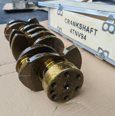 حالة جديدة 4TNV98 4TNV94 4TNV88 3TNV88 العمود المرفقي عمر طويل لمحرك ديزل حفارة يانمار